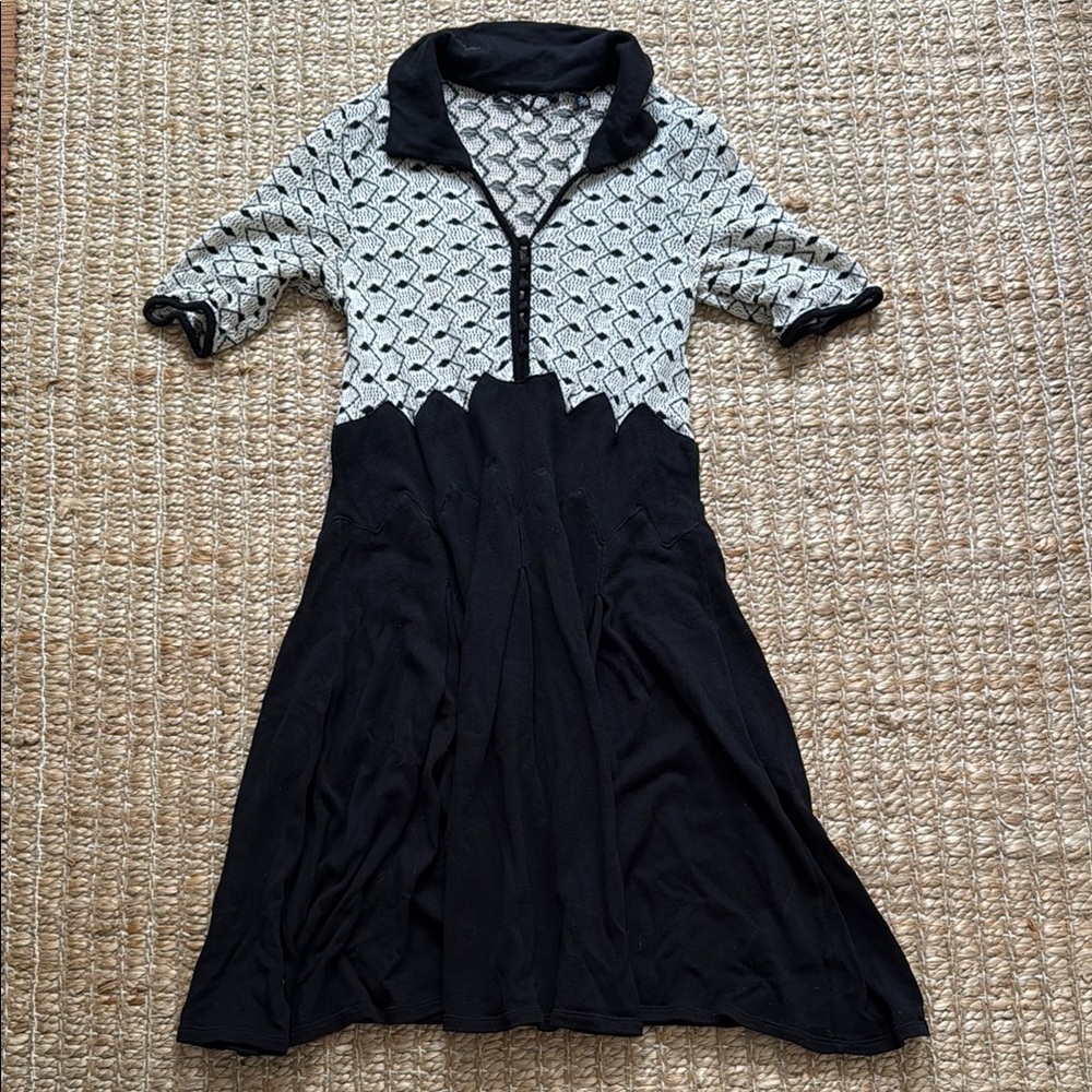 ANTHROPOLOGIE Knitted & Knotted knit sweater dress - black and gray - medium